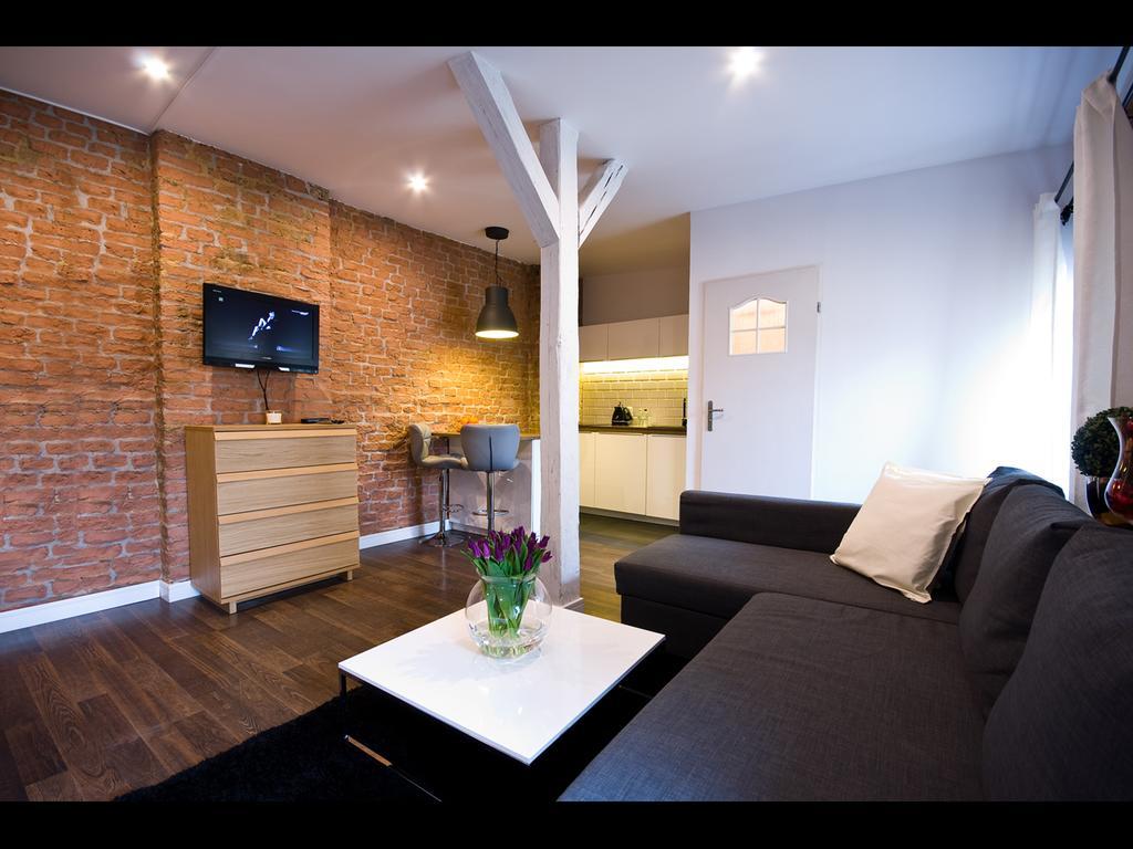 Apartmenty Mariacka 20 -Self Check-In 24H -Loud On The Weekends - By Kanclerz Investment Katowice Buitenkant foto